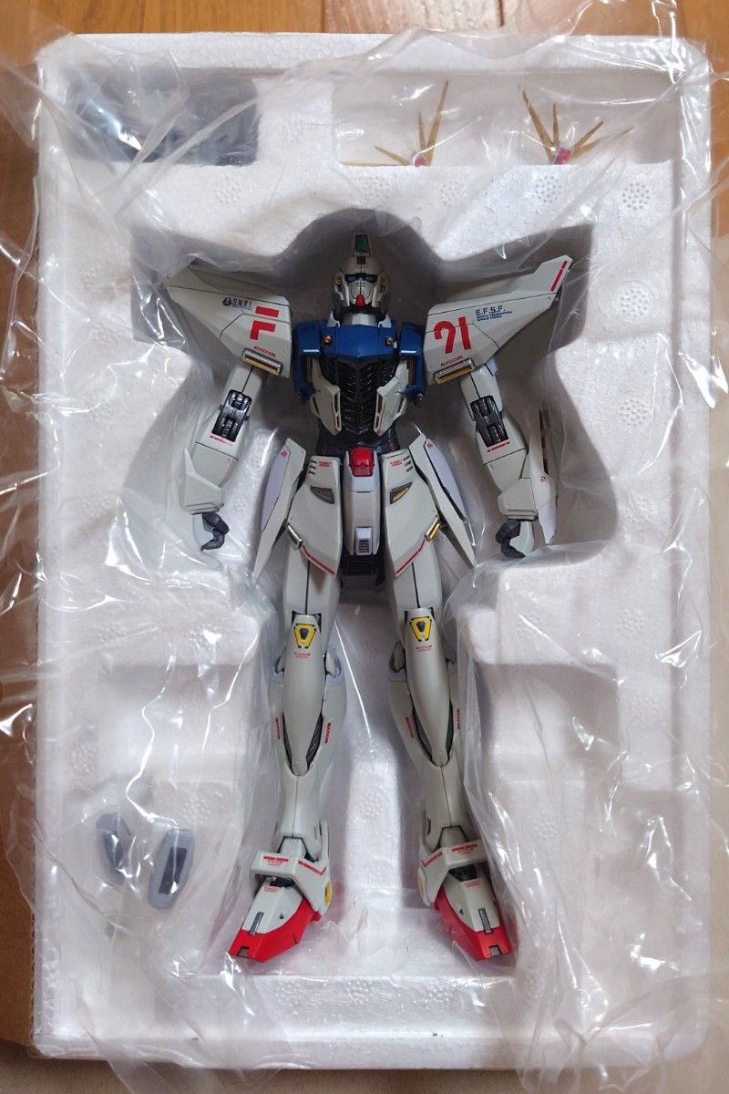 METAL BUILD ガンダム F91 CHRONICLE WHITE Ver メタルビルド