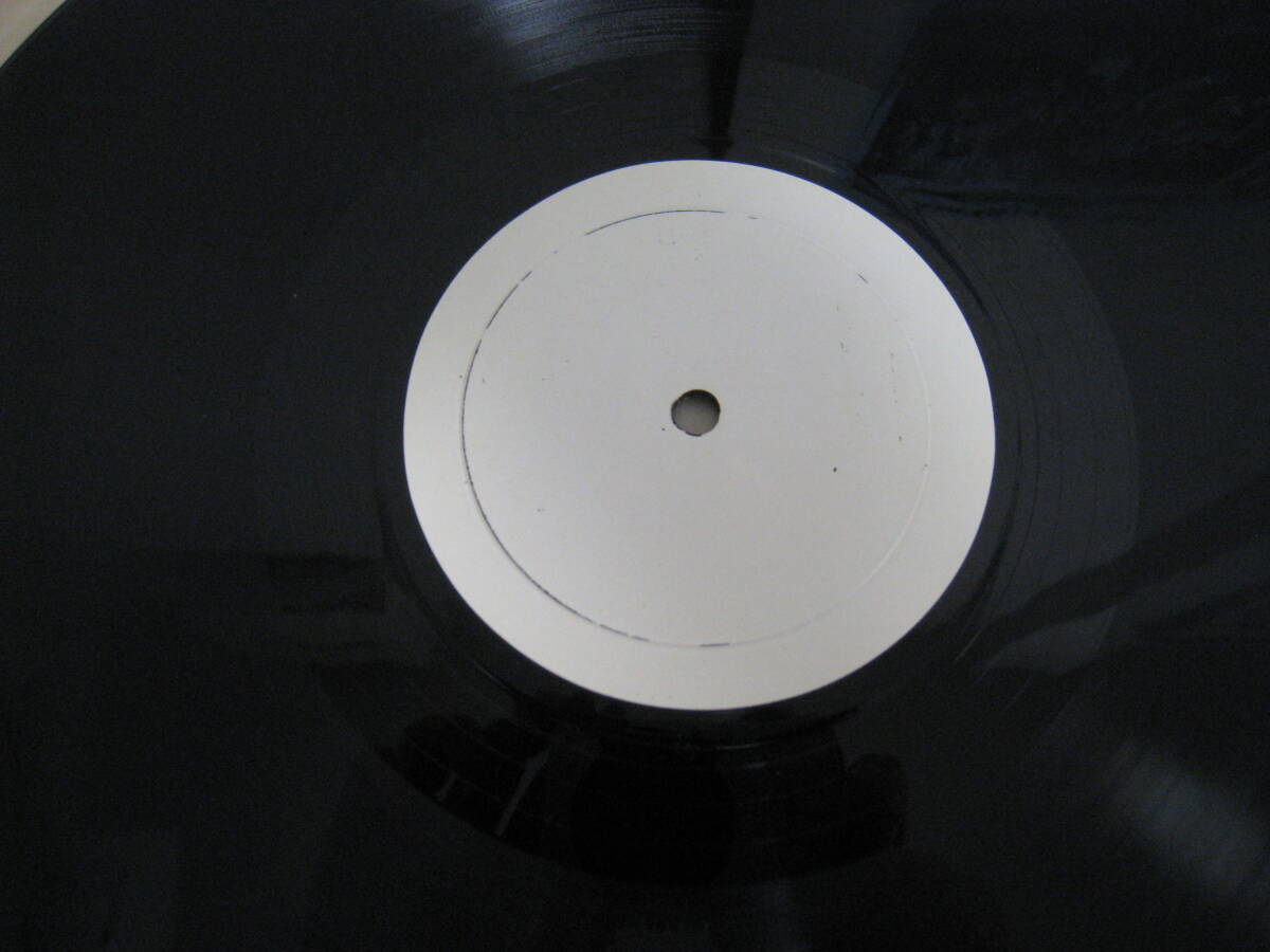 「6044/I7C」LPレコード まとめて3枚 OUTAKES 2 BEATLES VANCOUVER 1964 HOLLYWOOD BOWL ビートルズ ポールマッカートニー ジョンレノンの画像4