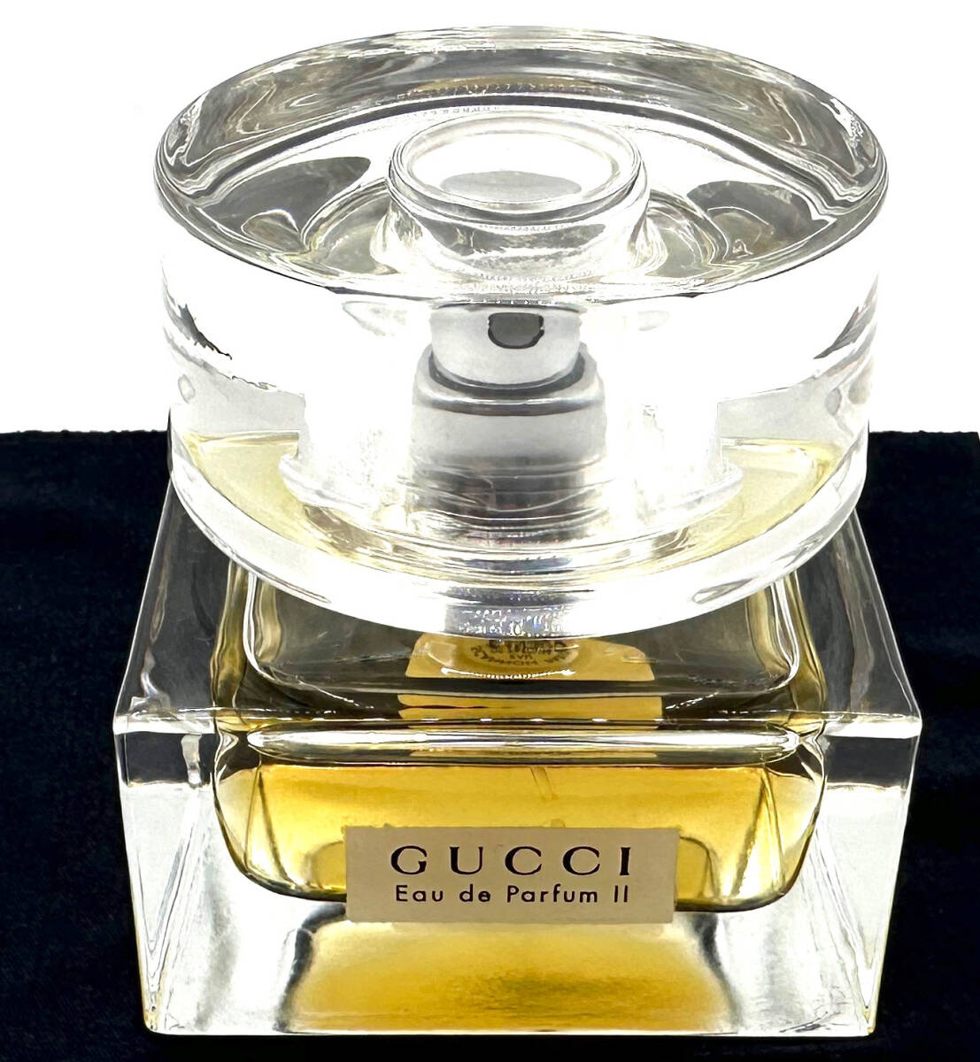 * Gucci духи *GUCCI Eau de Parfumo-do Pal famII 50ml * экспонирование USED * осталось количество. изображение . ссылка пожалуйста. без коробки * справка розничная цена : 28,980 иен 