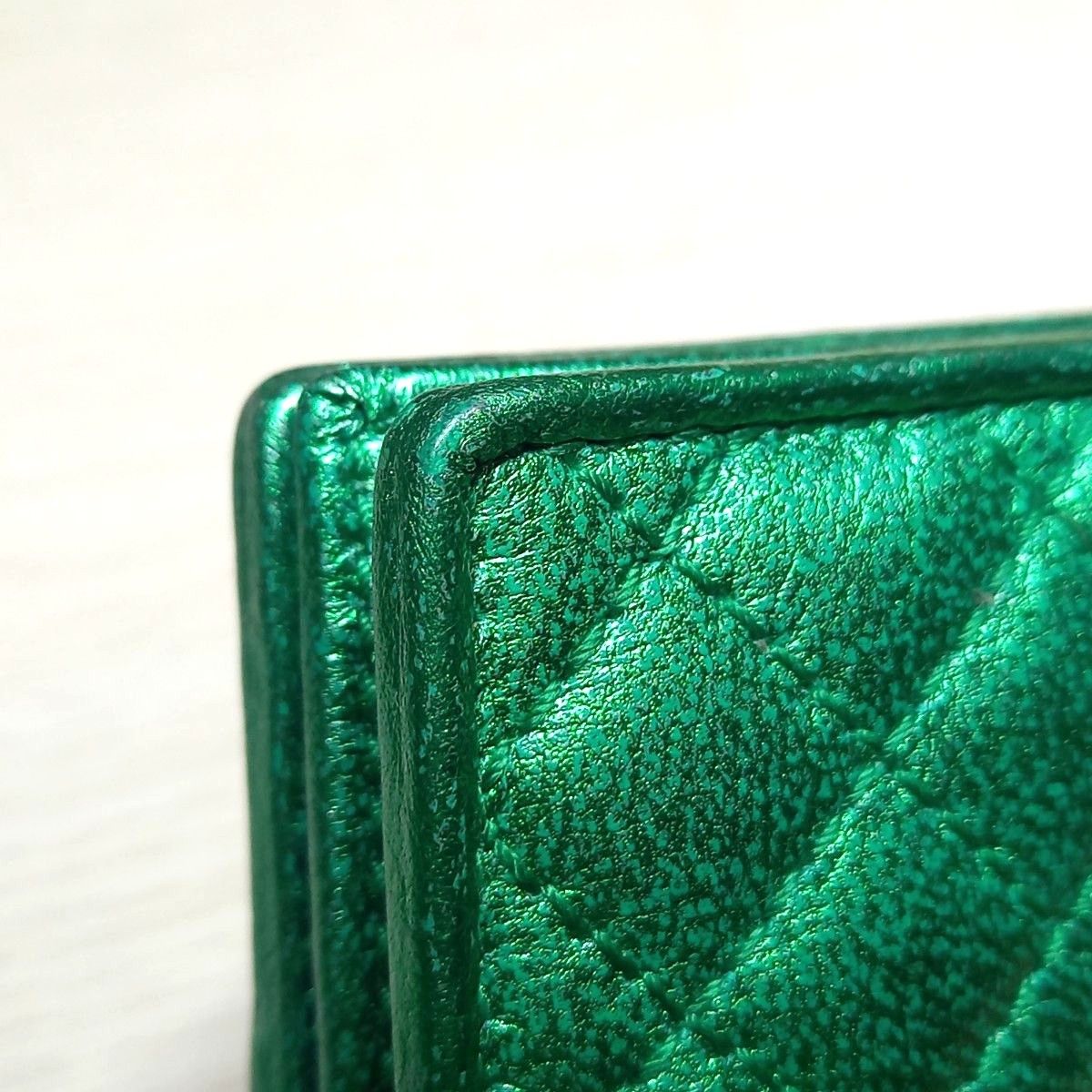 美品 GUCCI グッチ ズゥミ ホースビット インターロッキングG コンパクトウォレット 二つ折り財布 メタリックグリーン　花柄