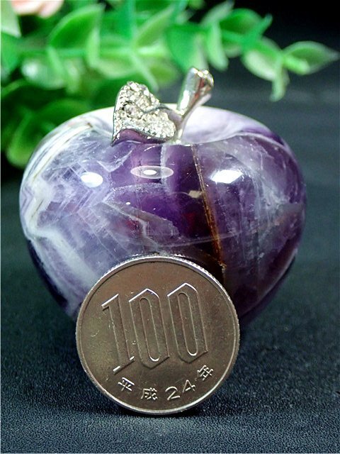天然～愛の守護石～夢幻紫水晶★リンゴ置物YS178G8-66G02bの画像2
