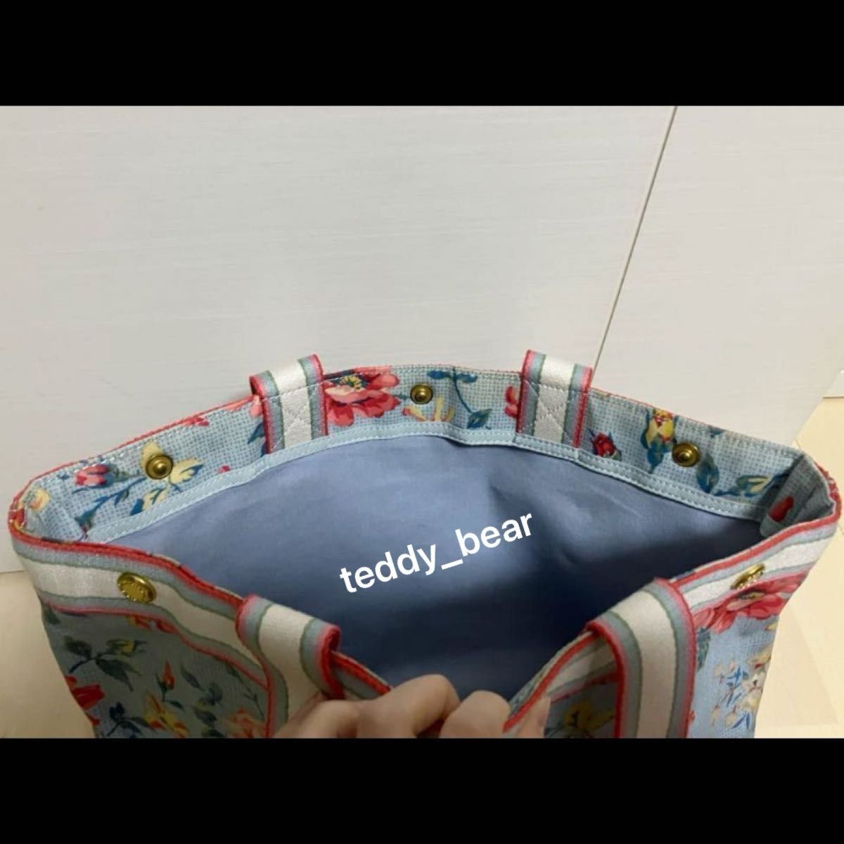 キャスキッドソン　Cath Kidston スタッズ　トート　ペンブロークローズ　トートバッグ　ショルダーバッグ　花柄　フラワー　