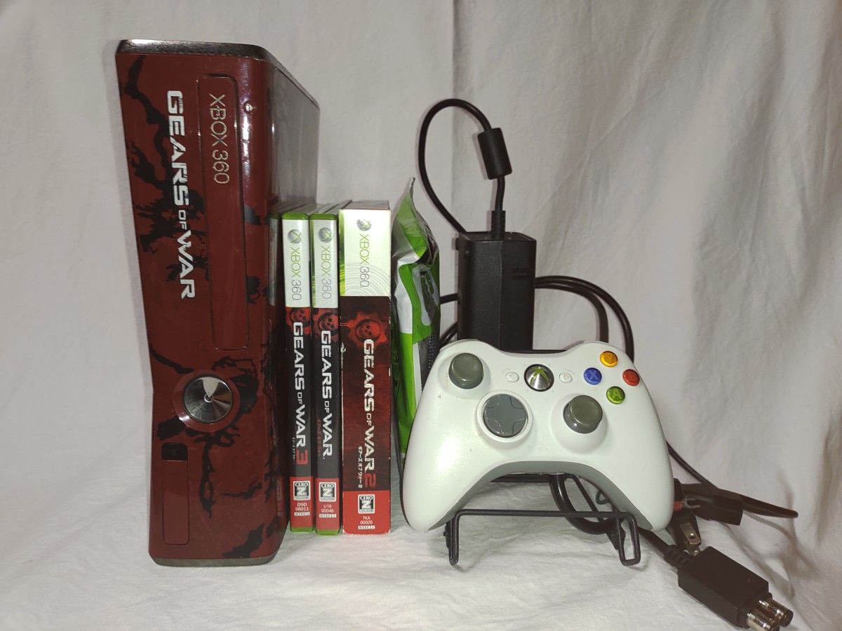 Xbox 360 320GB ギアーズオブウォー リミテッド エディション　