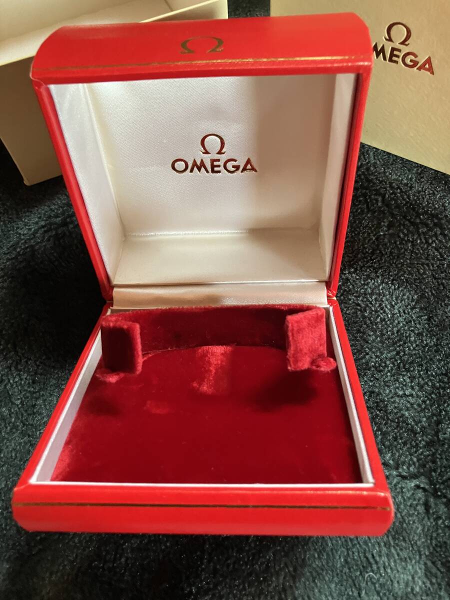 貴重美品OMEGAオメガ　ビンテージBOX　外箱ありの完品　当時の保証書付属