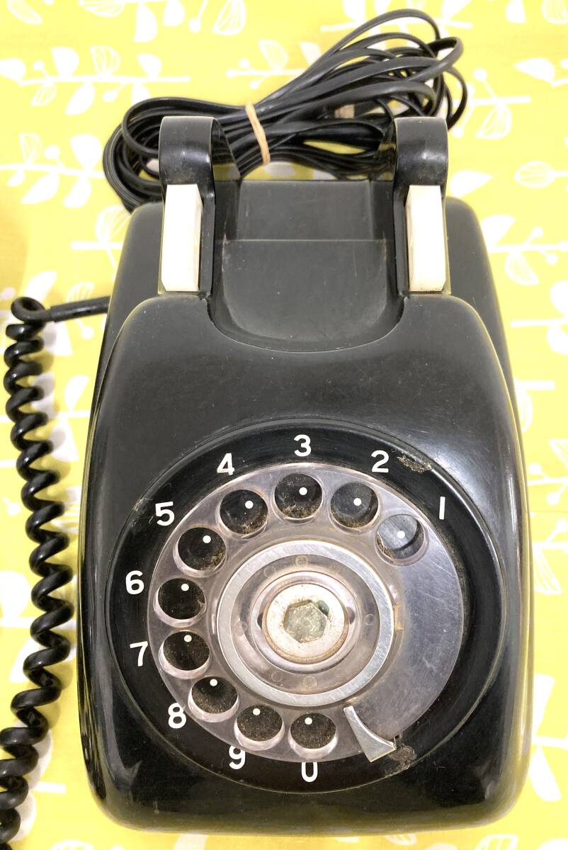 #5941 黒電話　600-A2　ダイヤル式　黒電話　日本電信電話公社　NTT　動作未確認　ジャンク品_画像2