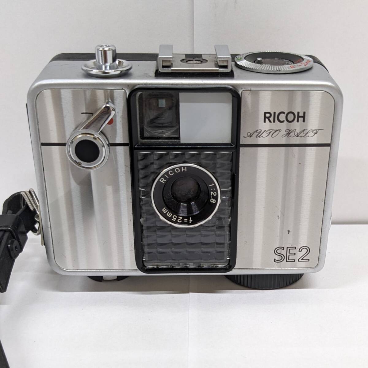 【18374】動作未確認 現状品 RICOH リコー SE2 コンパクトカメラ 中古 人気モデル アンティーク ヴィンテージの画像2