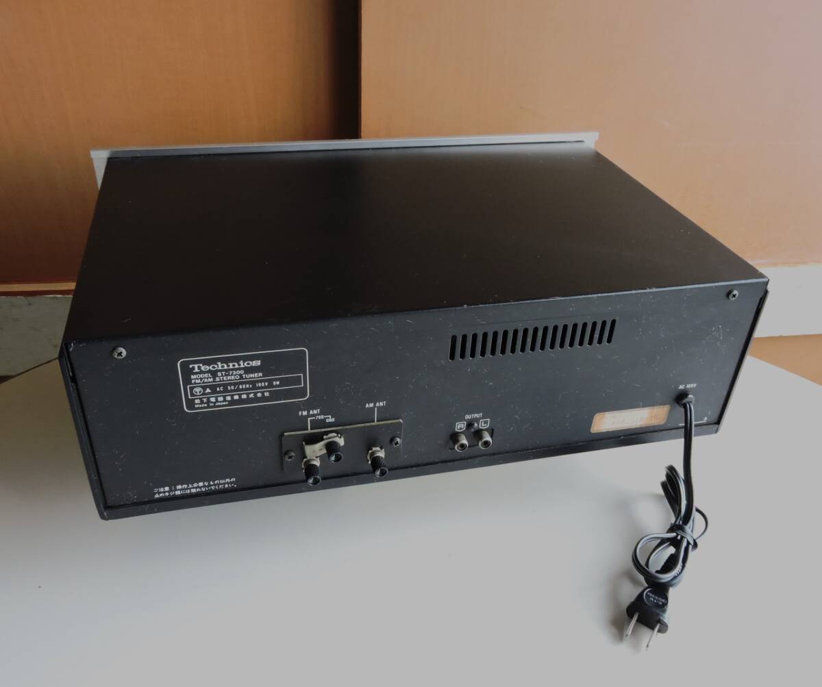 70s 動作正常 Technics AM/FM ラジオチューナー ST-7300 感度良好 長期保管品 美品 検）ビンテージ・オーディオ テクニクス 昭和51年の画像5