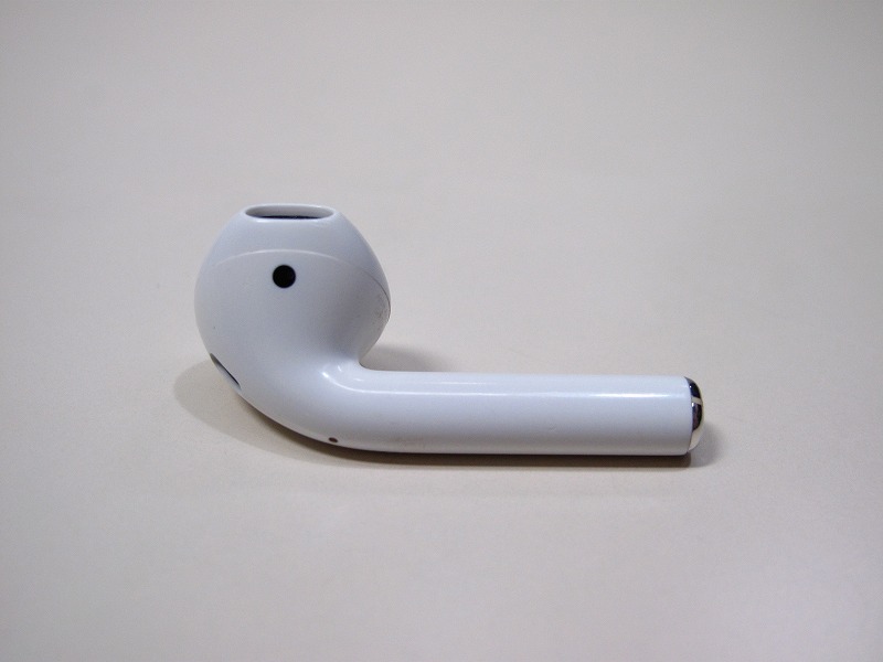 Apple純正 AirPods 第2世代 MV7N2J/A 右 イヤホン 右耳のみ　A2032　[R]_画像6