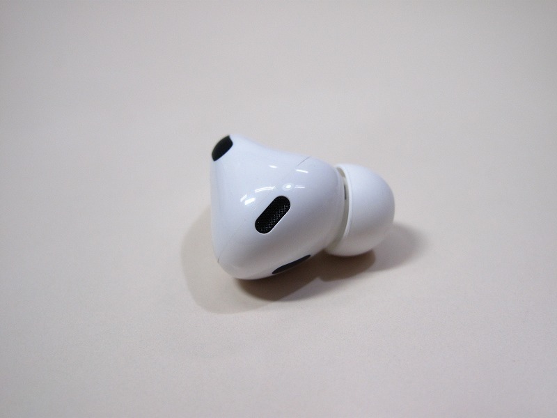 Apple純正 AirPods Pro 第2世代 エアーポッズ プロ MQD83J/A　 左 イヤホン 左耳のみ　A2699　[L]_画像7