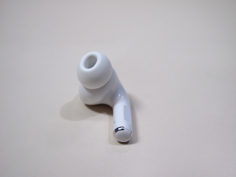 Apple純正 AirPods Pro 第2世代 エアーポッズ プロ MQD83J/A  左 イヤホン 左耳のみ A2699 [L]の画像4