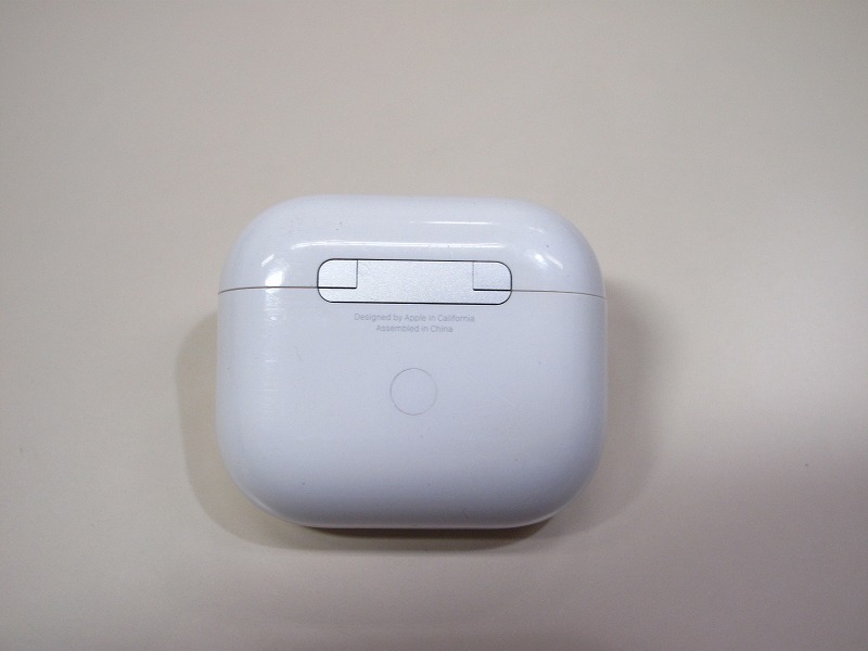 Apple純正 AirPods (第3世代 MagSafe 充電ケース) A2566 MME73J/A エアーポッズ 充電ケースのみの出品です。の画像6