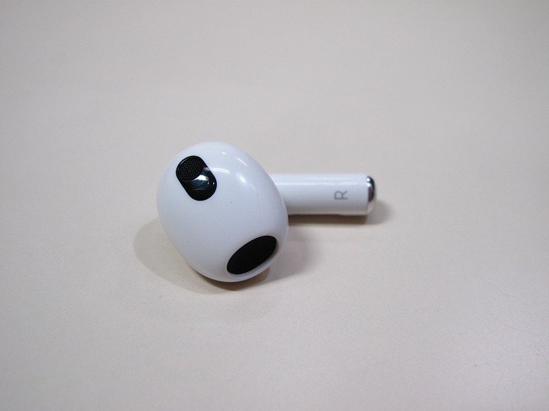Apple純正 AirPods 第3世代 エアーポッズ MME73J/A 右 イヤホン 右耳のみ A2565 [R]の画像2