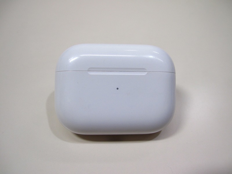 Apple純正 アップル AirPods Pro 第1世代 エアーポッズ プロ MWP22J/A MagSafe 充電ケースのみ A2190 の画像1