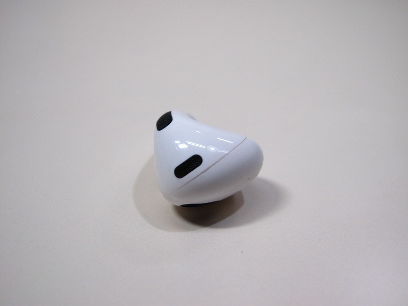 Apple純正 AirPods 第3世代 エアーポッズ MME73J/A 左 イヤホン 左耳のみ A2564 [L]の画像6
