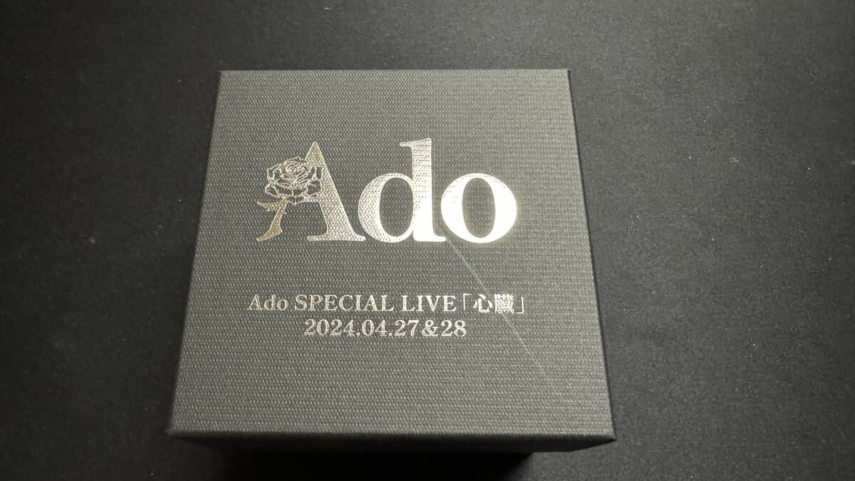 Ado 心臓 VIP席 特典 プレゼント プリザーブドフラワー ブローチ フリフラ リストバンドの画像2