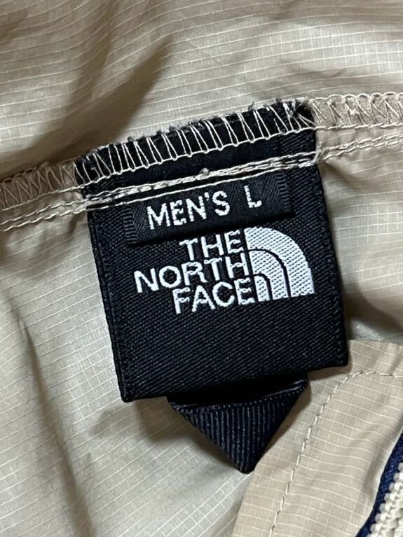 【良品】ノースフェイス ライン入り ポケッタブル パーカー サイズL　ベージュ系　THE NORTH FACE_画像6