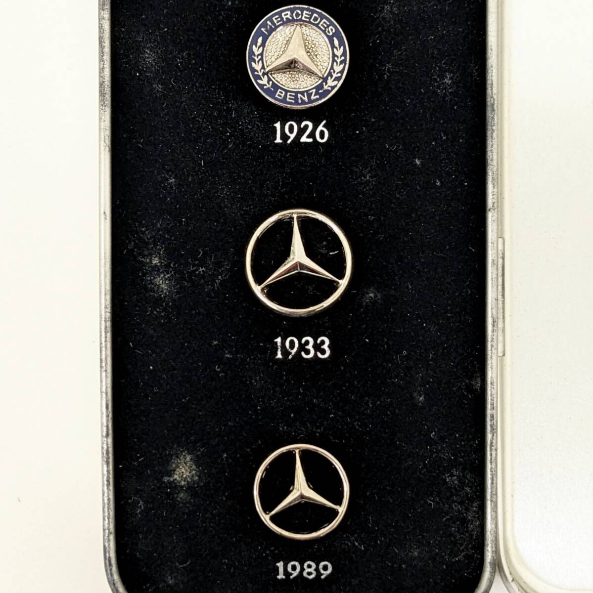 #C3000 【レア】 Mercedes-Benz メルセデス・ベンツ ノベルティセット ストラップ USBメモリー 歴代 ピンバッジ セレクション 現状保管品の画像8