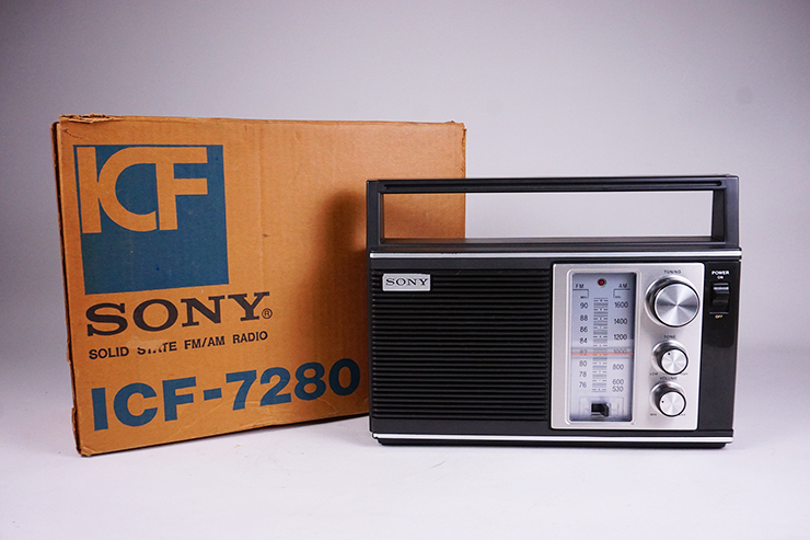 ■ks343■電源付かず/SONY FM/AM ポータブルラジオ ICF-7280　昭和レトロ 当時品　箱付き