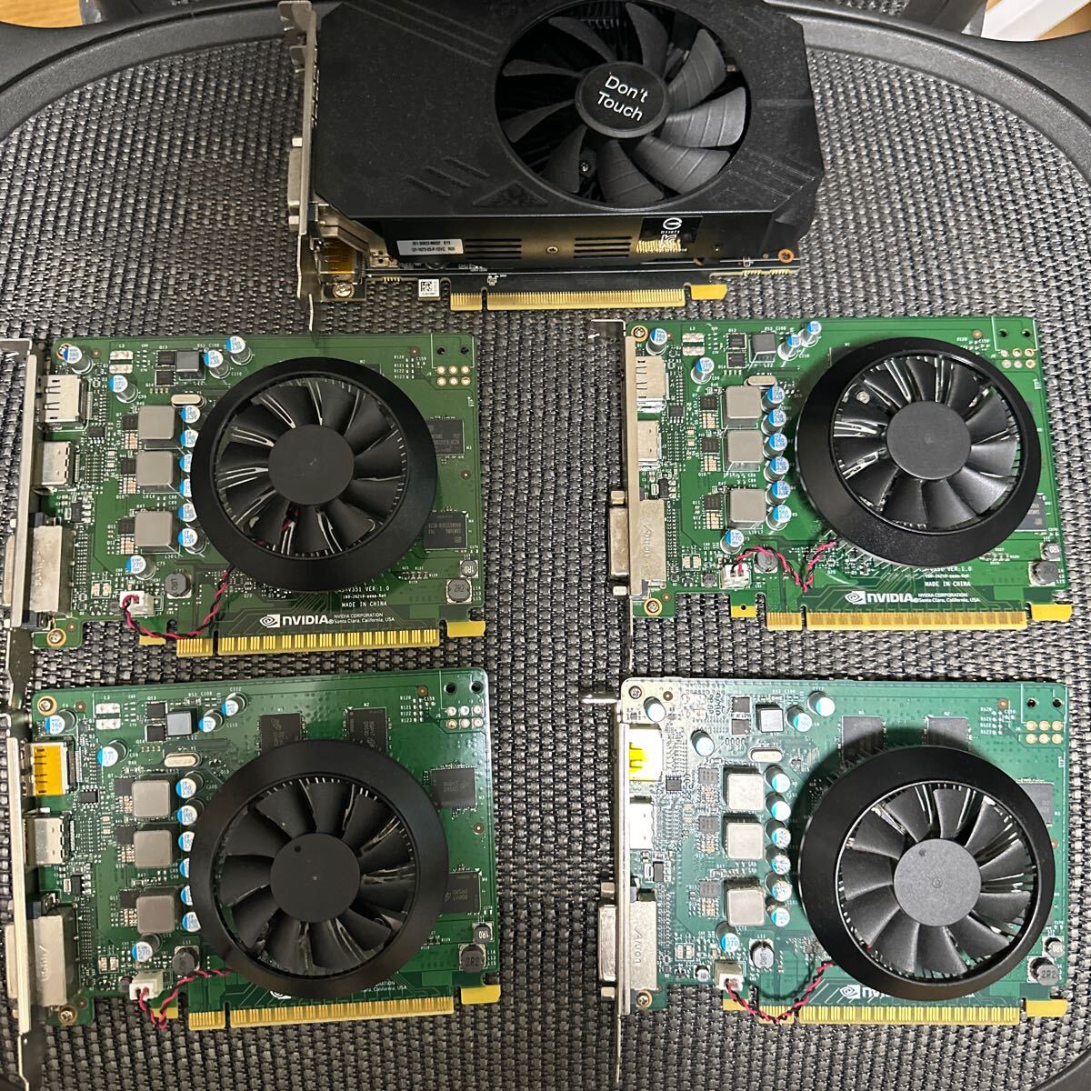 GeForce GTX1050TI ４GB ５枚セット ビデオカード グラフィックボード ゲーミングPCにの画像1