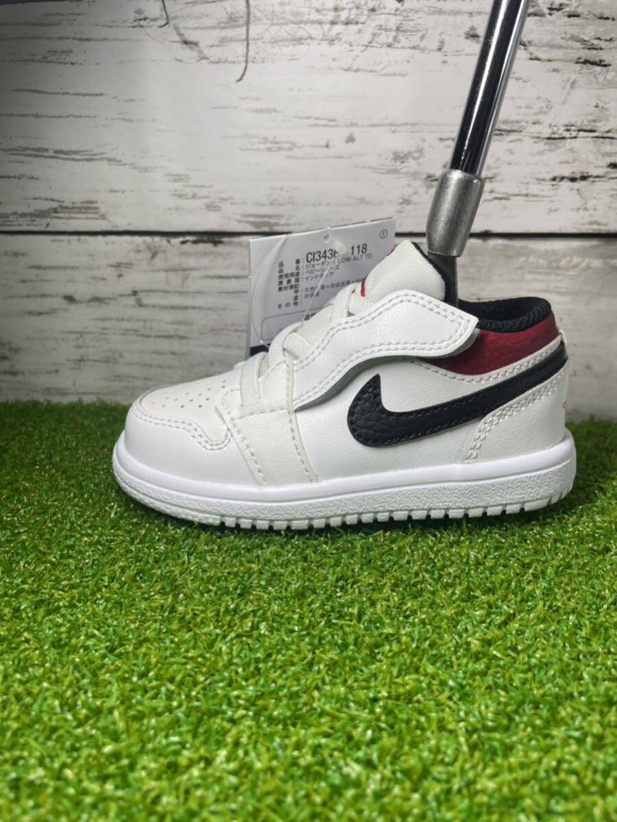 新品　超激レア　スニーカー型パターカバー　NIKE JORDAN 1 　ジムホワイト　ゴルフ　パターカバー_画像2