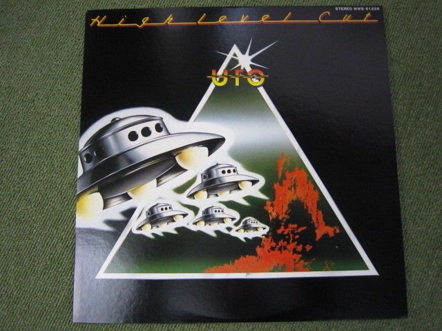 LP3693-UFO ベスト HIGH LEVEL CUT カラー盤の画像1