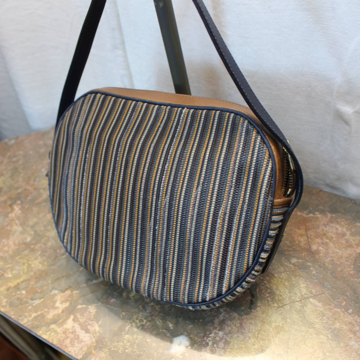 DELVAUX MESH LEATHER SHOULDER BAG/デルヴォーメッシュレザー DELVAUX MESH LEATHER SHOULDER BAG/デルヴォーメッシュレザー