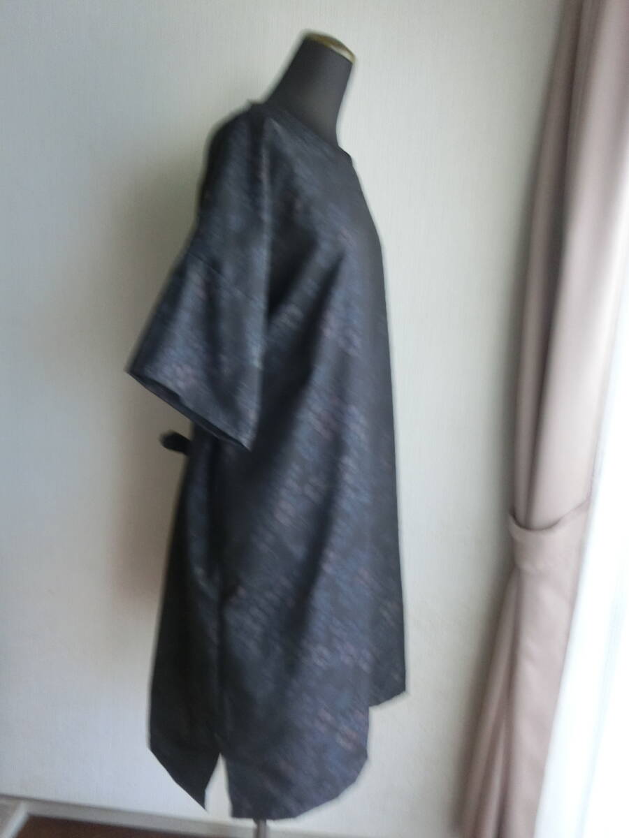 NO３７ 着物リメイク 正絹大島紬のロングチュニック ひも付き サイズゆったり大きめ 送料無料 ハンドメイドの画像6