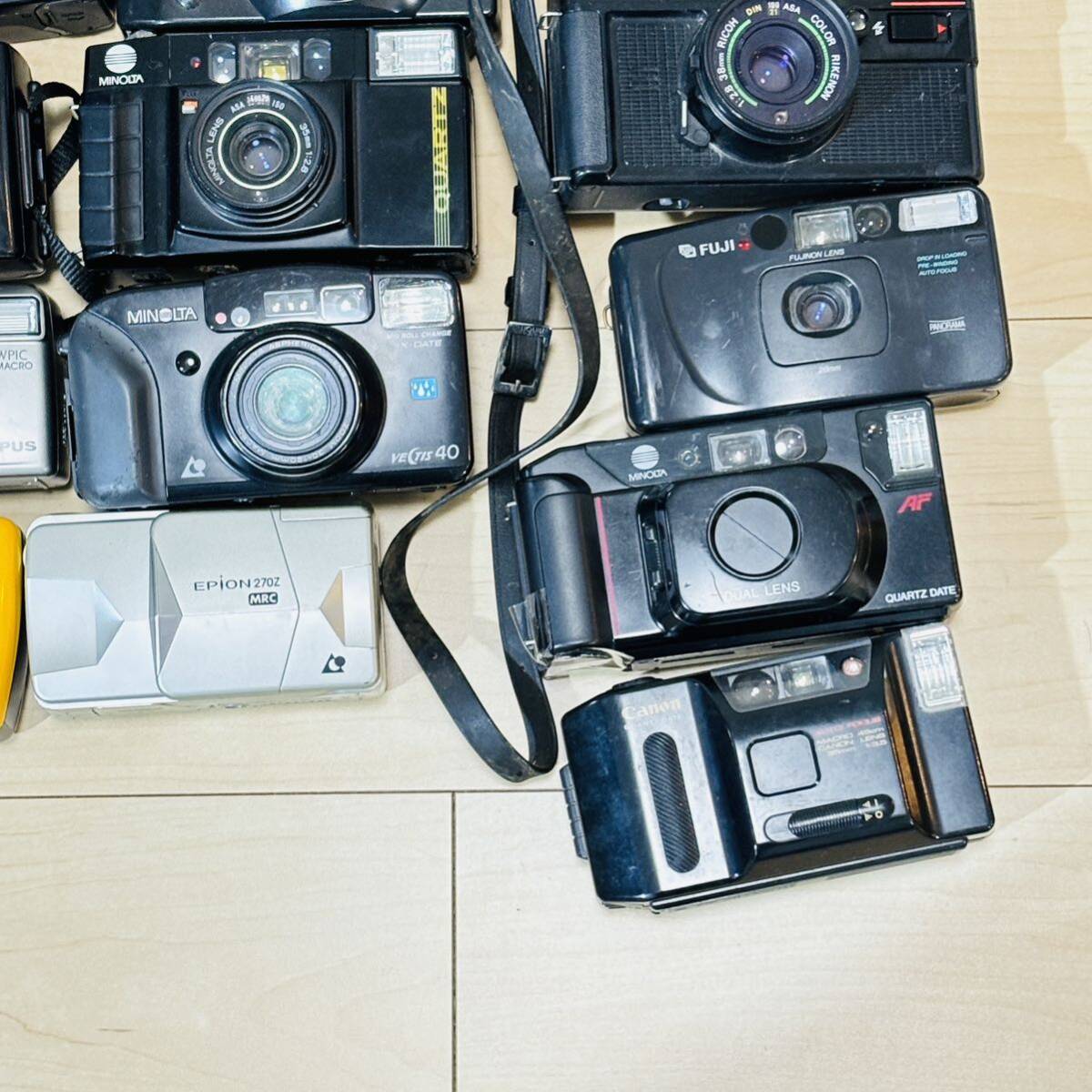 1円～ まとめ売り コンパクトカメラ 計21台 Canon、Nikon、FUJIFILM、OLYMPUS、PENTAX、Konica、MINOLTA等 カメラまとめの画像5