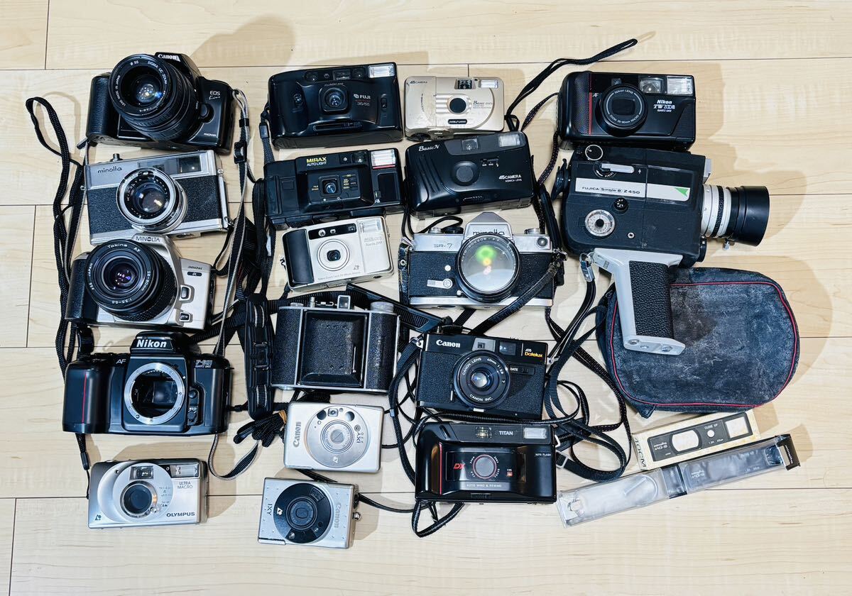 1円～ まとめ売り コンパクトカメラ 計18台 Canon、Nikon、Olympus、MINOLTA等 カメラ まとめ 100サイズ の画像1
