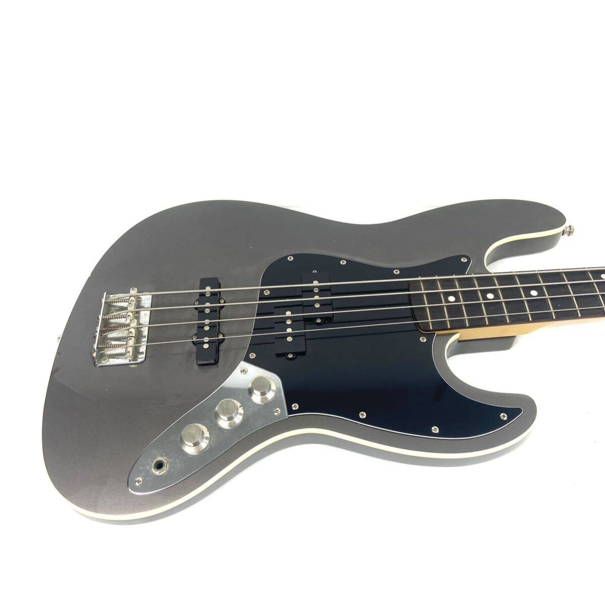 Fender フェンダー Jazz Bass ジャズベース Aerodyne エアロダイン エレキベース ケース付 ジャンク y-040801-77-iの画像2