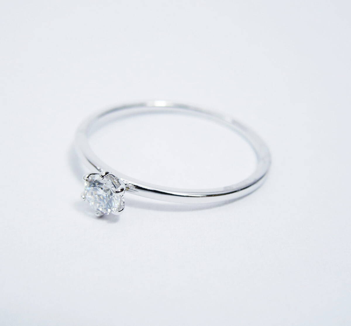 約13.5号 モアサナイト 1粒リング 指輪 リング 新品 モアッサナイト 0.2carat 3.5mm 3EX 新品 未使用 silver925 シルバー 約13.5号 モアサナイト 1粒リング 指輪 リング 新品 モアッサナイト 0.2carat 3.5mm 3EX 新品 未使用 silver925 シルバー