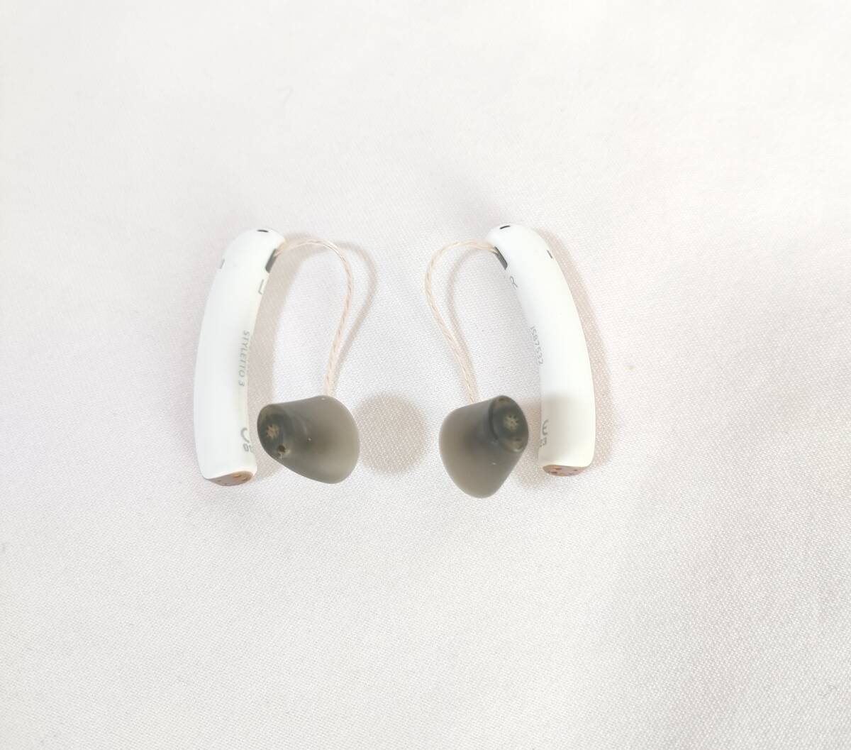 定価700000円　美品　Signia Styletto 3 スタイレット 3 両耳　充電式　補聴器　シグニア_画像6