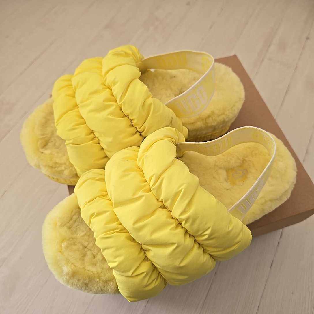  popular rare rare domestic company store buy UGG UGG sandals fur platform thickness bottom yellow 