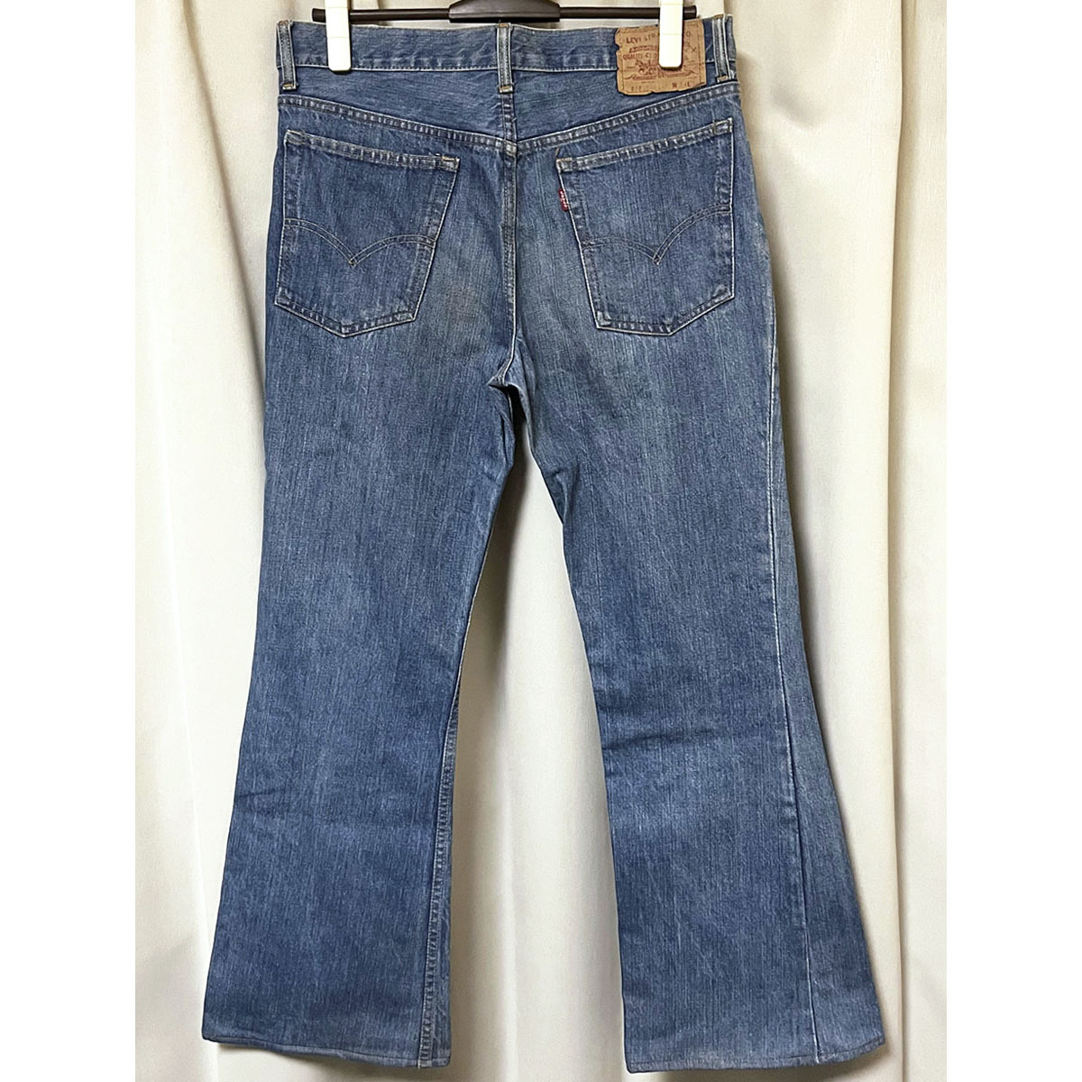 珍品 W34 70s ビンテージ ビッグE LEVIS リーバイス 507-0217 デニムパンツ フレア ジーンズ 縦落ち 646 684 ブーツカット レア 60s 501XX_画像3