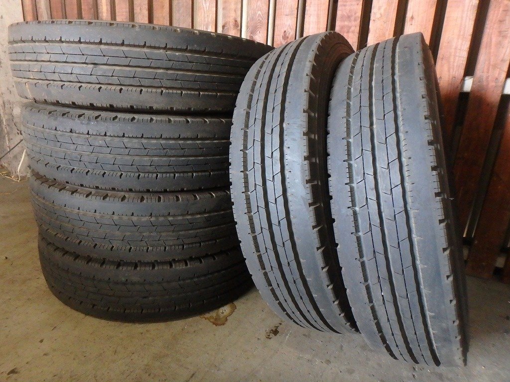 C744 約9分山 送料無料【205/80R17.5 120/118】ダンロップ SPLT50 夏タイヤ 6本 2021年製の画像1