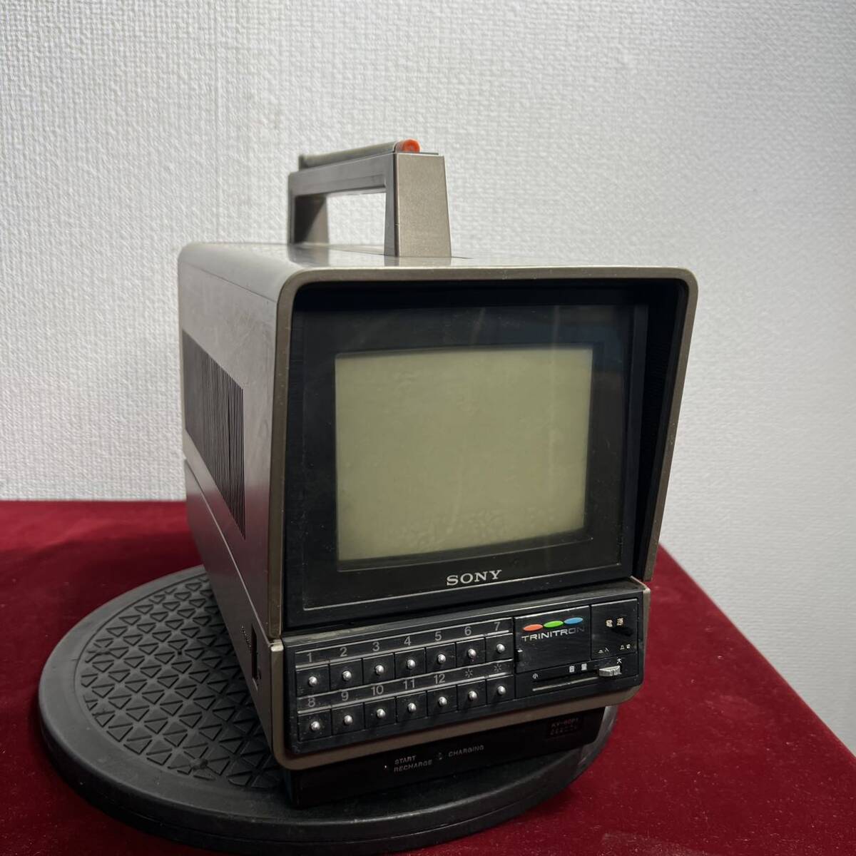 f012 SONY ソニー 1979年製 KV-60PI TRINITRON トリニトロン ポータブル カラーテレビ 現状品_画像1