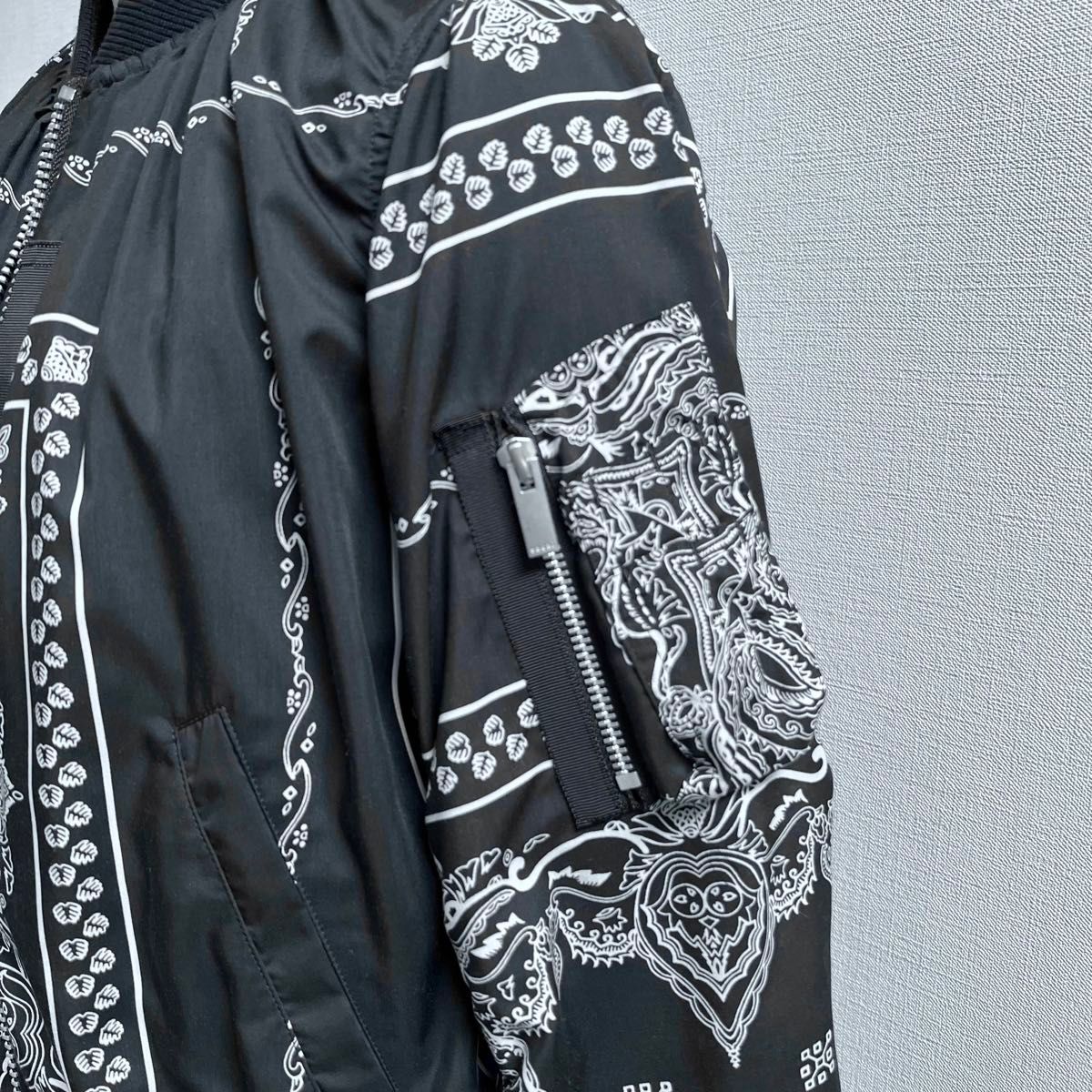 sacai サカイ ペイズリー柄ブルゾン 2019ss MA-1 ボンバー sacai サカイ ペイズリー柄ブルゾン 2019ss MA-1 ボンバー