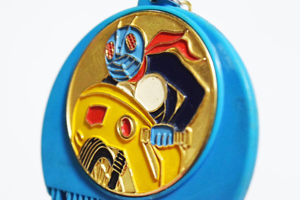 【200円~】パトラ ポピー『仮面ライダー』櫛(くし/コーム)付きミラーペンダント 中古 1971年頃 放送当時物 旧1号 石森章太郎の画像4