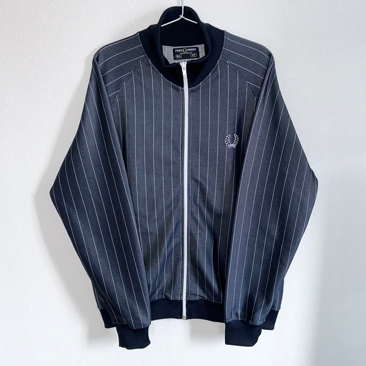 極美品】フレッドペリー FRED PERRY トラックジャケット 極美品】フレッドペリー FRED PERRY トラックジャケット