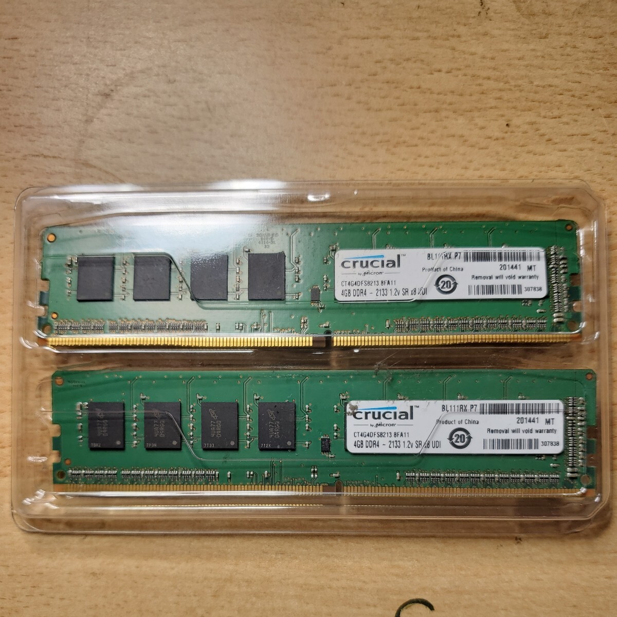 デスクトップPC用メモリ crucial DDR4-2133 4G×2