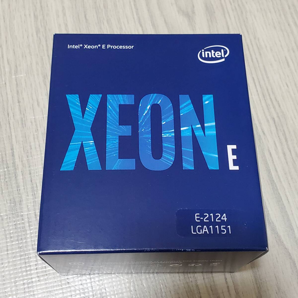  new goods Intel Intel CPU Xeon E-2124 3.3GHz,8M cache LGA1151 BX80684E2124