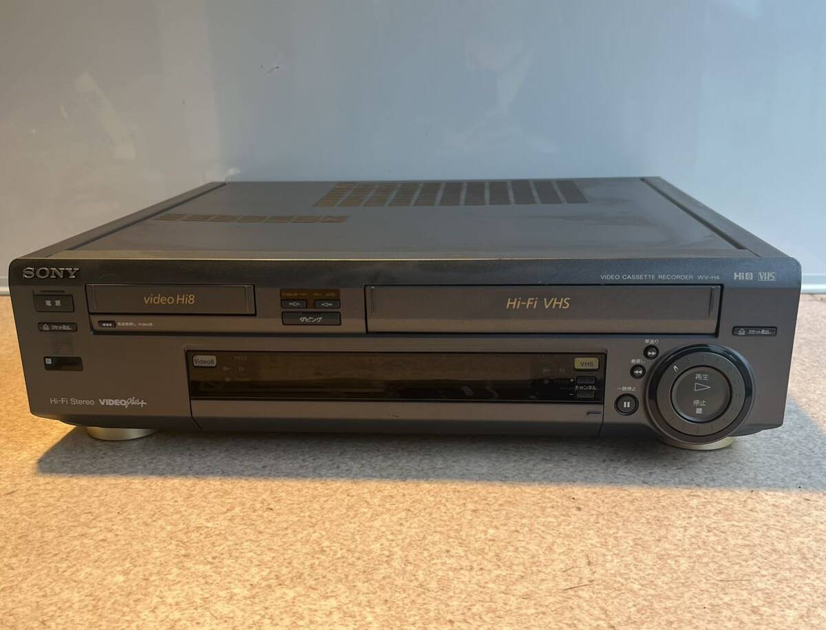 SONY Hi8 / VHS ビデオデッキ WV-H4 現状品 の画像1