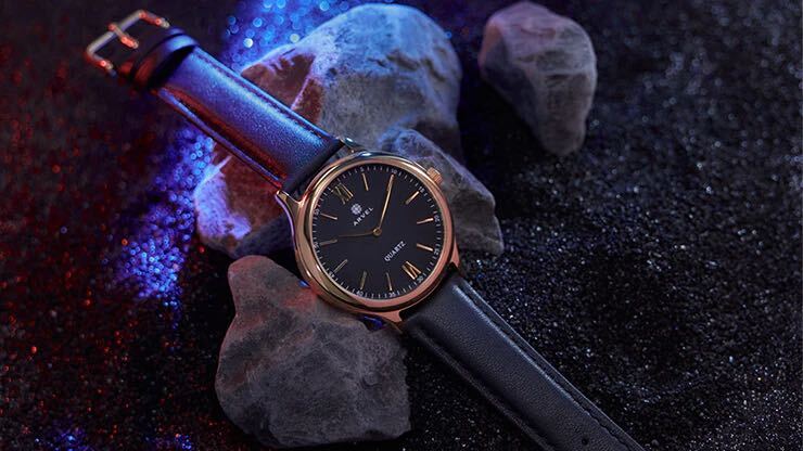 IARVEL WATCH (Gold Watchcase Black Dial) by Iarvel Magic and Bluether Magicの画像1
