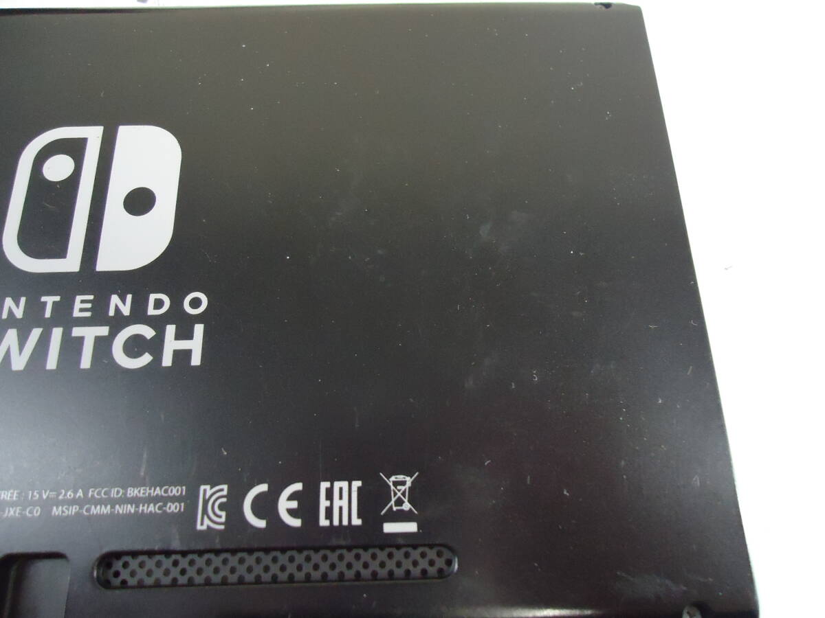 G2912 送料無料！ Nintendo Switch HAD-S-KABAA 中古品/動作確認済/箱ダメージ有/内箱欠品/全体的に傷や汚れ等の使用感有の画像2