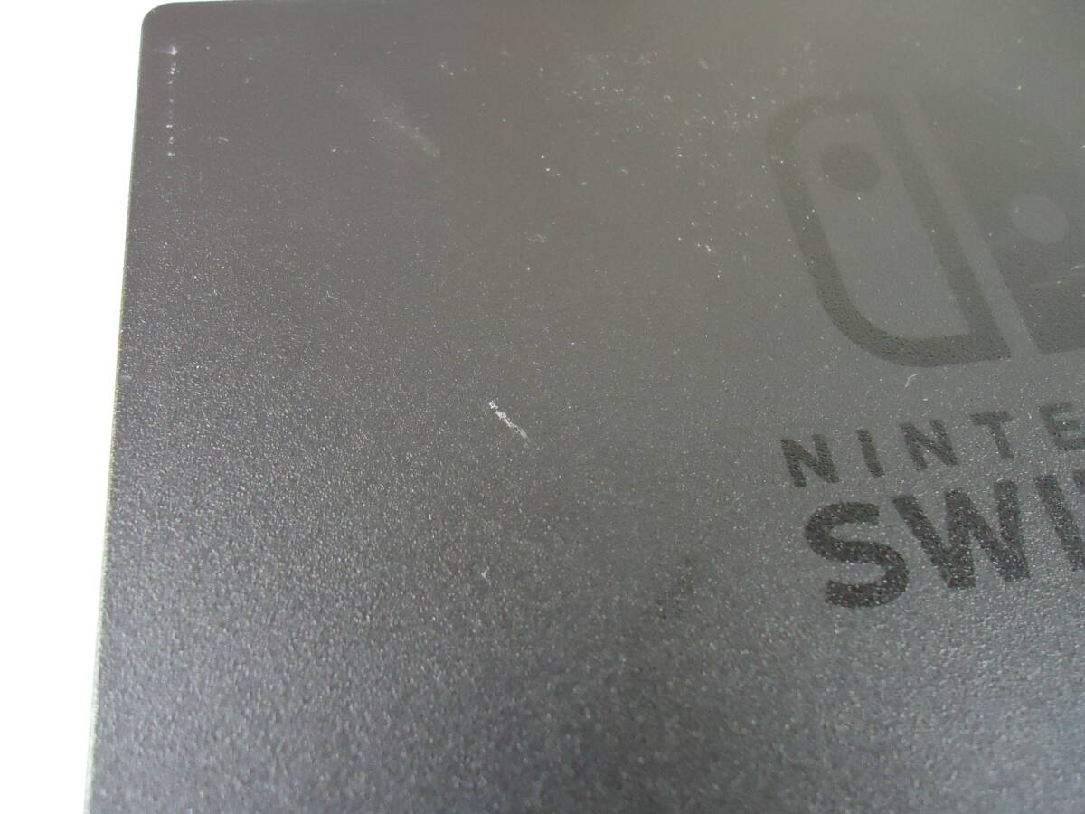 G2912 送料無料！ Nintendo Switch HAD-S-KABAA 中古品/動作確認済/箱ダメージ有/内箱欠品/全体的に傷や汚れ等の使用感有の画像6