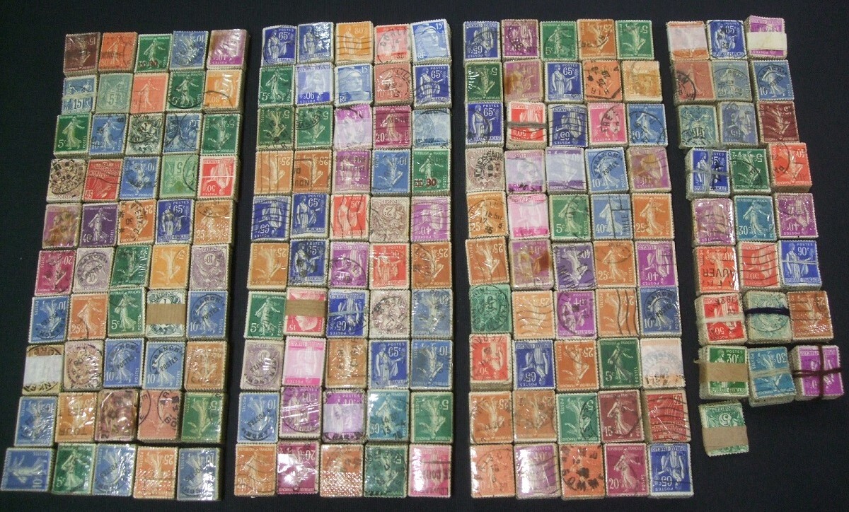 フランス小型切手済束、約175個ほど。約17,000枚強ほど一括の画像3
