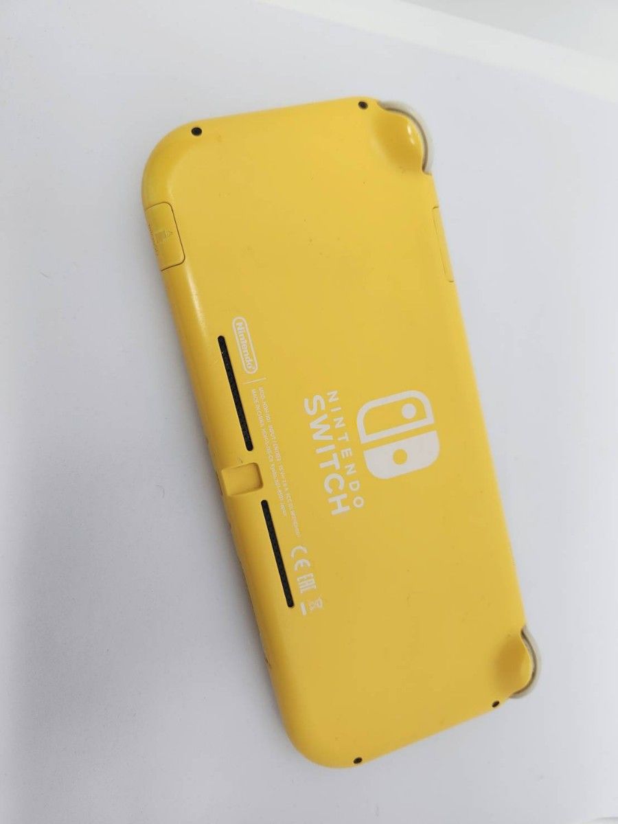 Nintendo Switch Lite 本体 イエロー