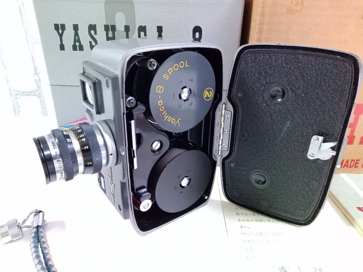 【動作確認済み】★ASHICA★Yashica 8S★ヤシカ 8mmカメラ★説明書、フィルム、箱付き★レトロ★アンティーク★ビンテージの画像6