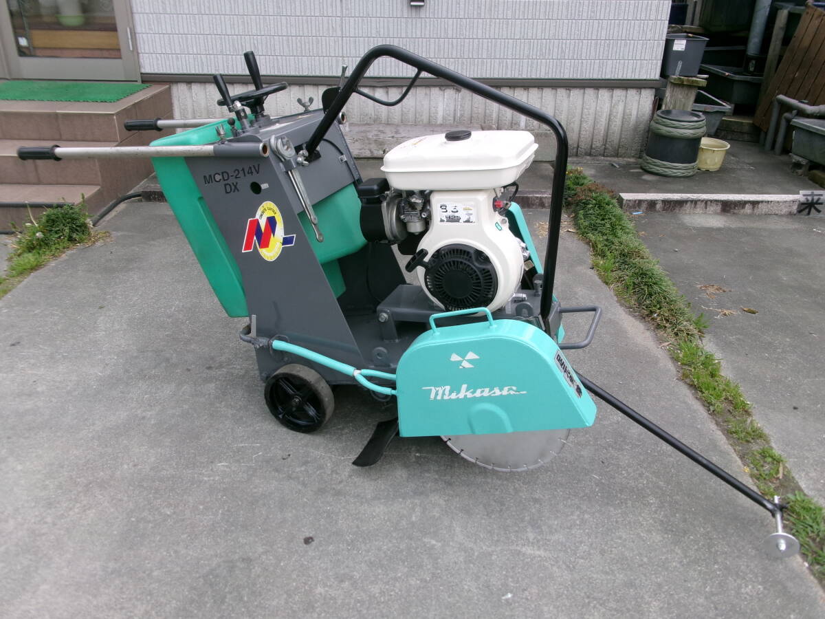 Yahoo!オークション - 福岡県 【エンジン道路カッター】美品です Yahoo!オークション - 福岡県 【エンジン道路カッター】美品です