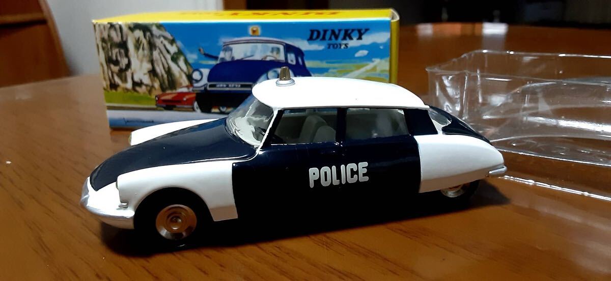 DINKY TOYS Dinky Citroen DS 19 Police car 1/43